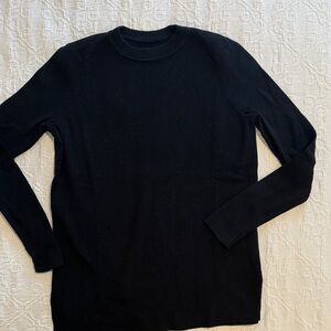LULULEMON SWEATER